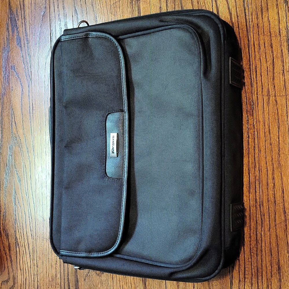 Targus Laptop Bag